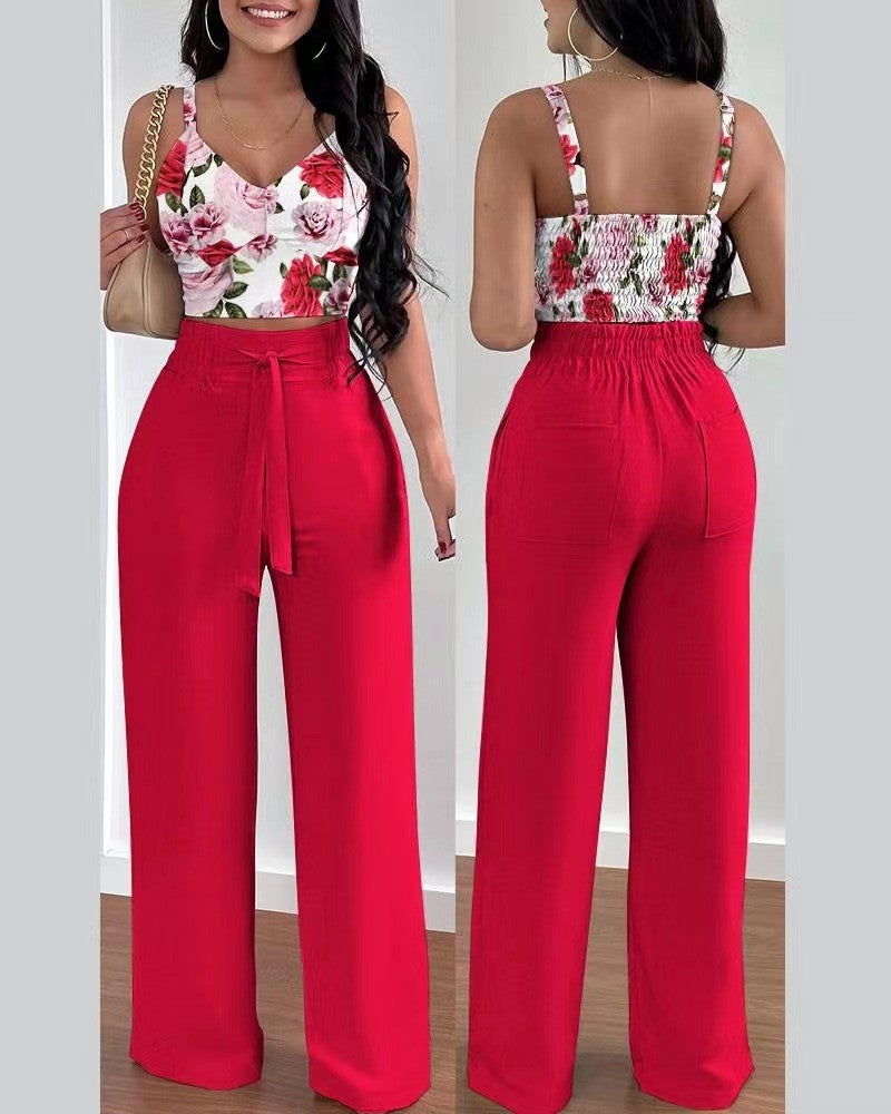 Conjunto Top Cropped Shirred e Calça de Renda Pantalona