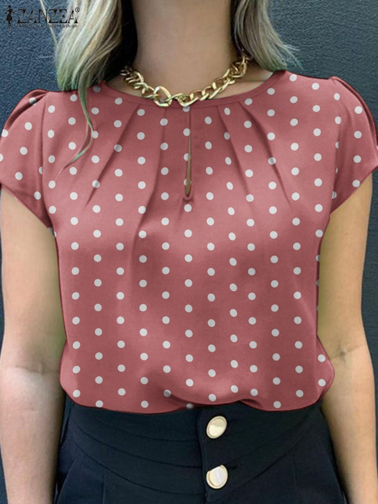 Blusa feminina estilo túnica, manga curta, estampa de poá, gola redonda