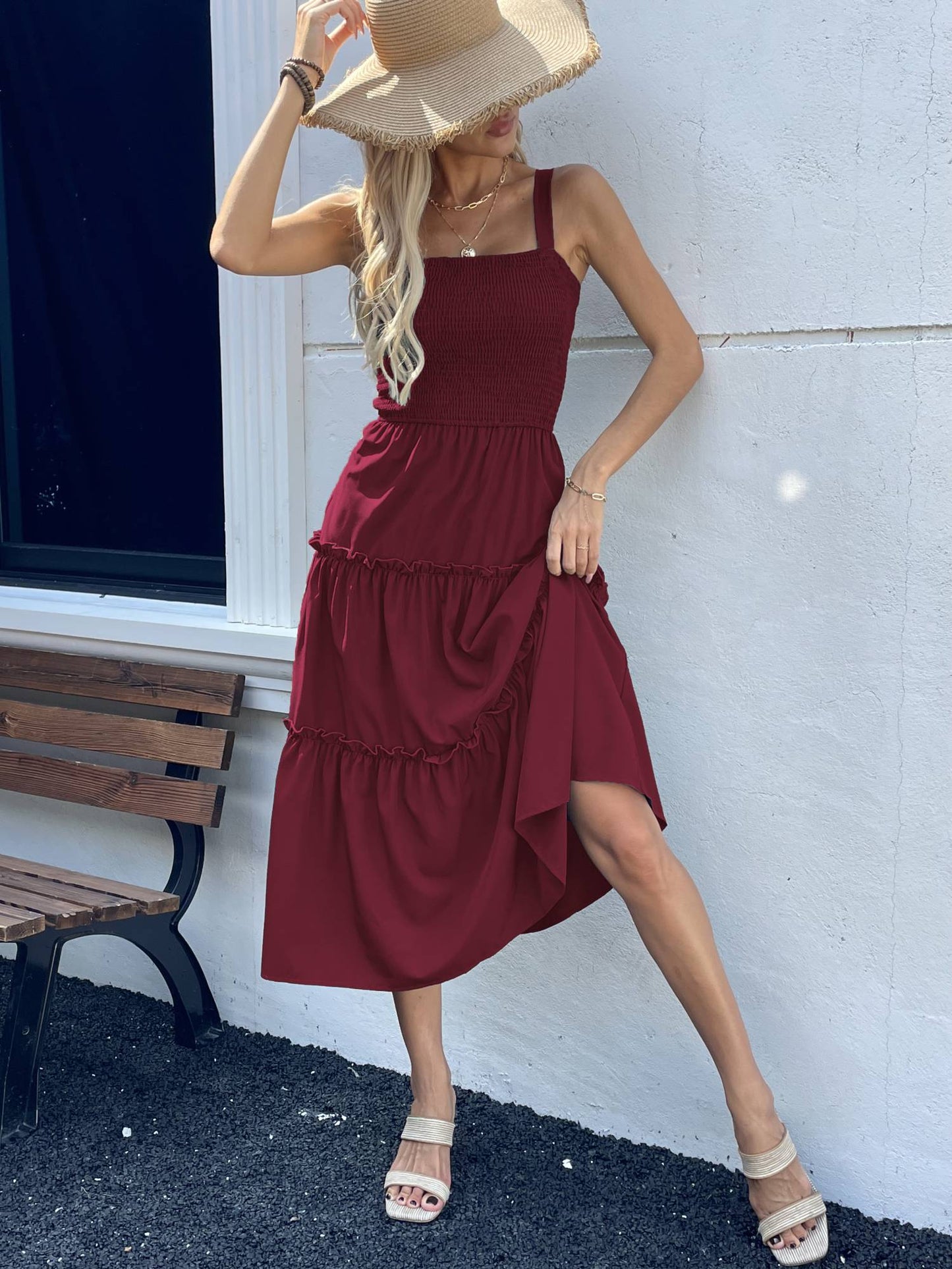 Vestido com Bojo Franzinho e Bainha de Babados