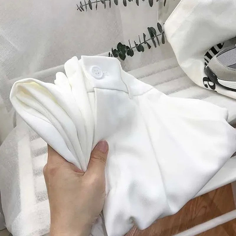 Calça feminina cintura alta, modelagem solta