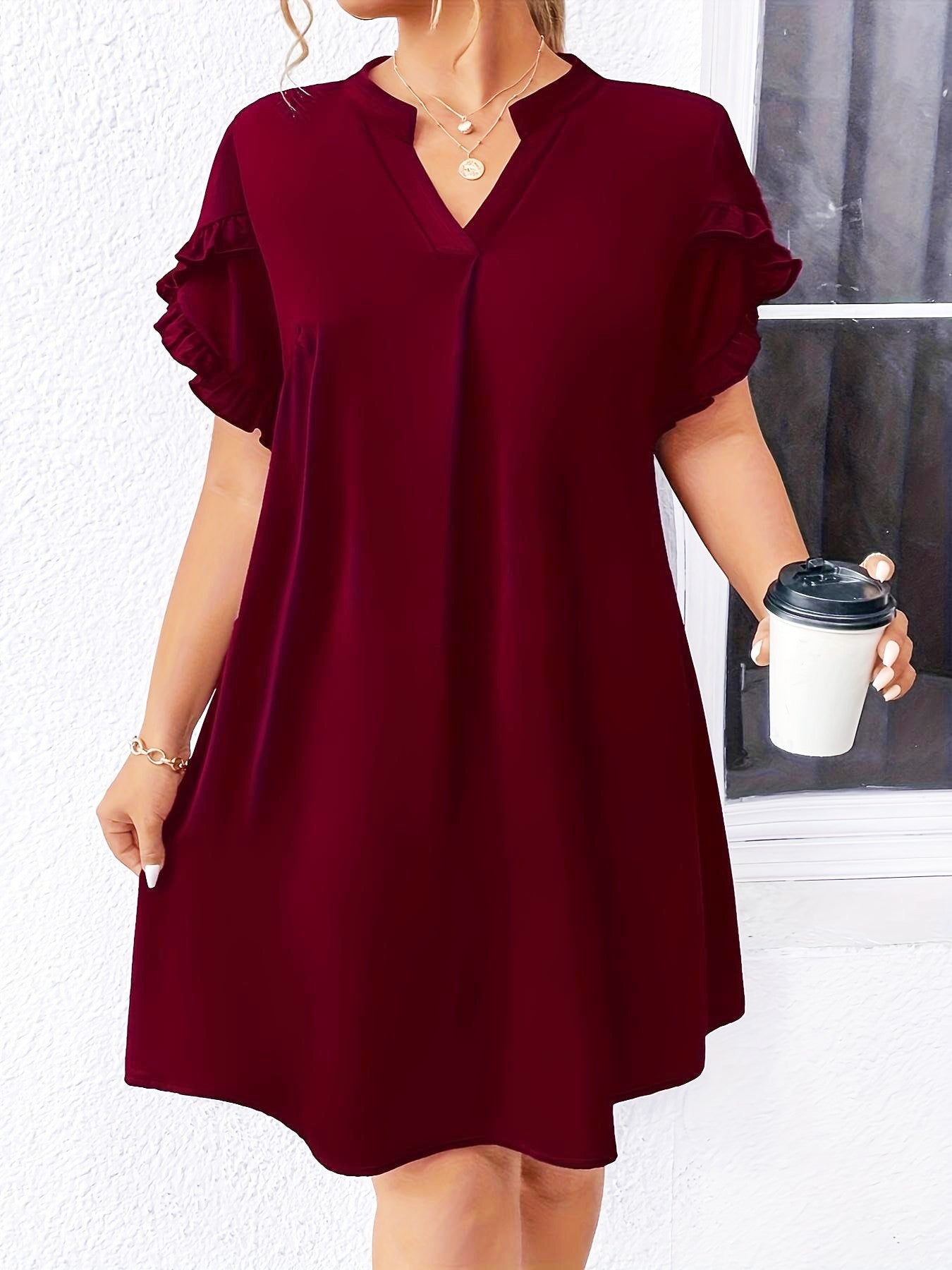 Vestido Solto com Decote V e Manga Folha de Lótus