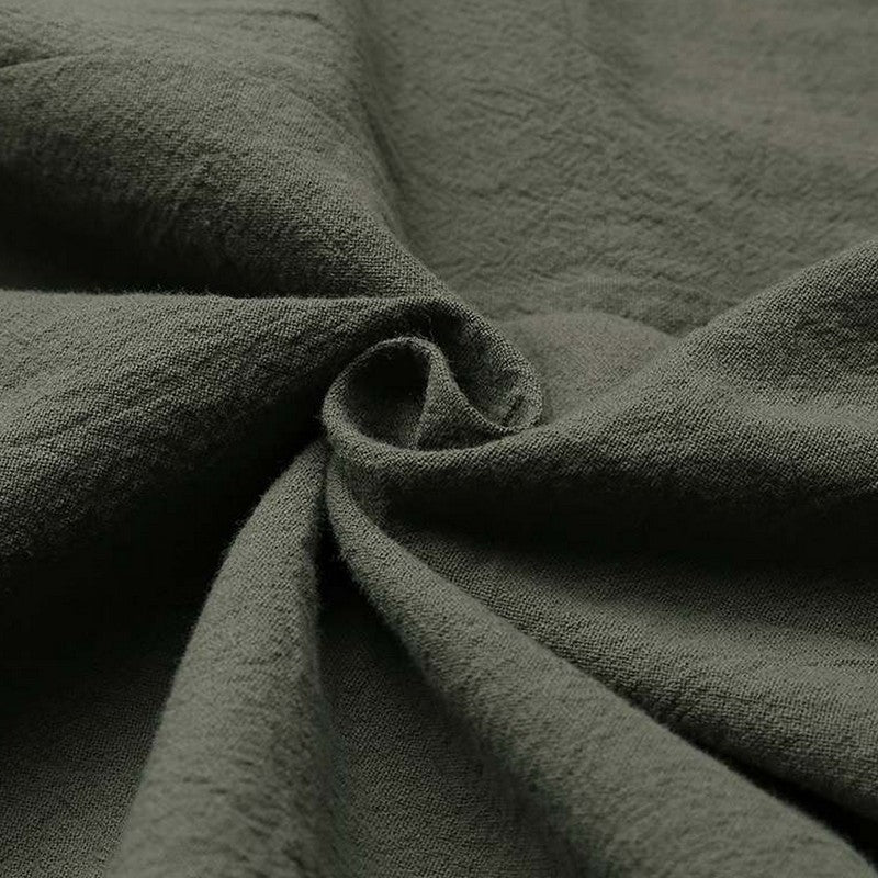 Macacão Curto Solto Sem Mangas com Decote Quadrado