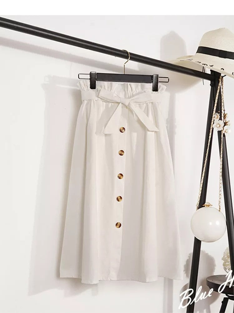 Saia midi feminina, cintura alta, com botões, plissada